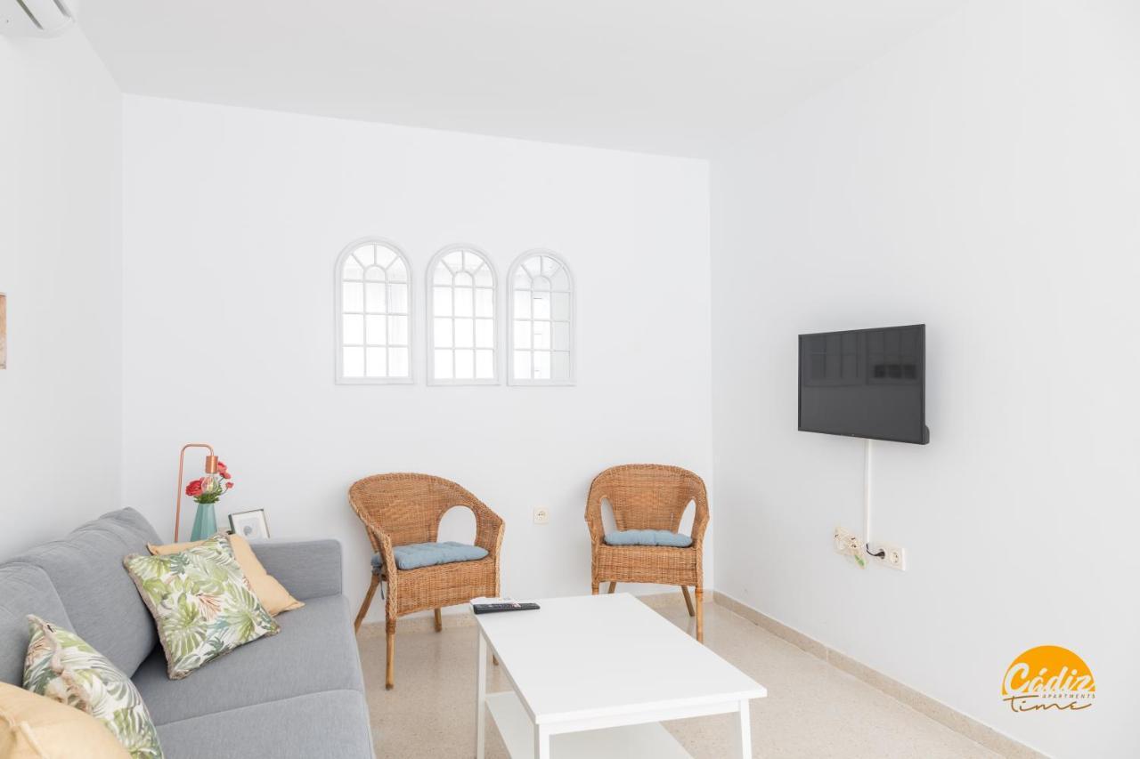 Green Home By Cadiz Time ภายนอก รูปภาพ