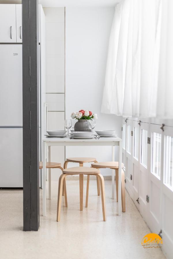 Green Home By Cadiz Time ภายนอก รูปภาพ