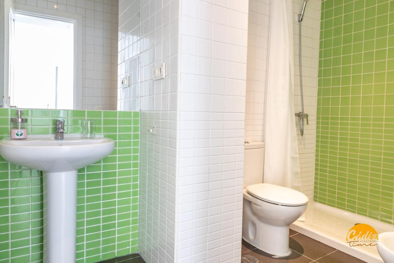 Green Home By Cadiz Time ภายนอก รูปภาพ