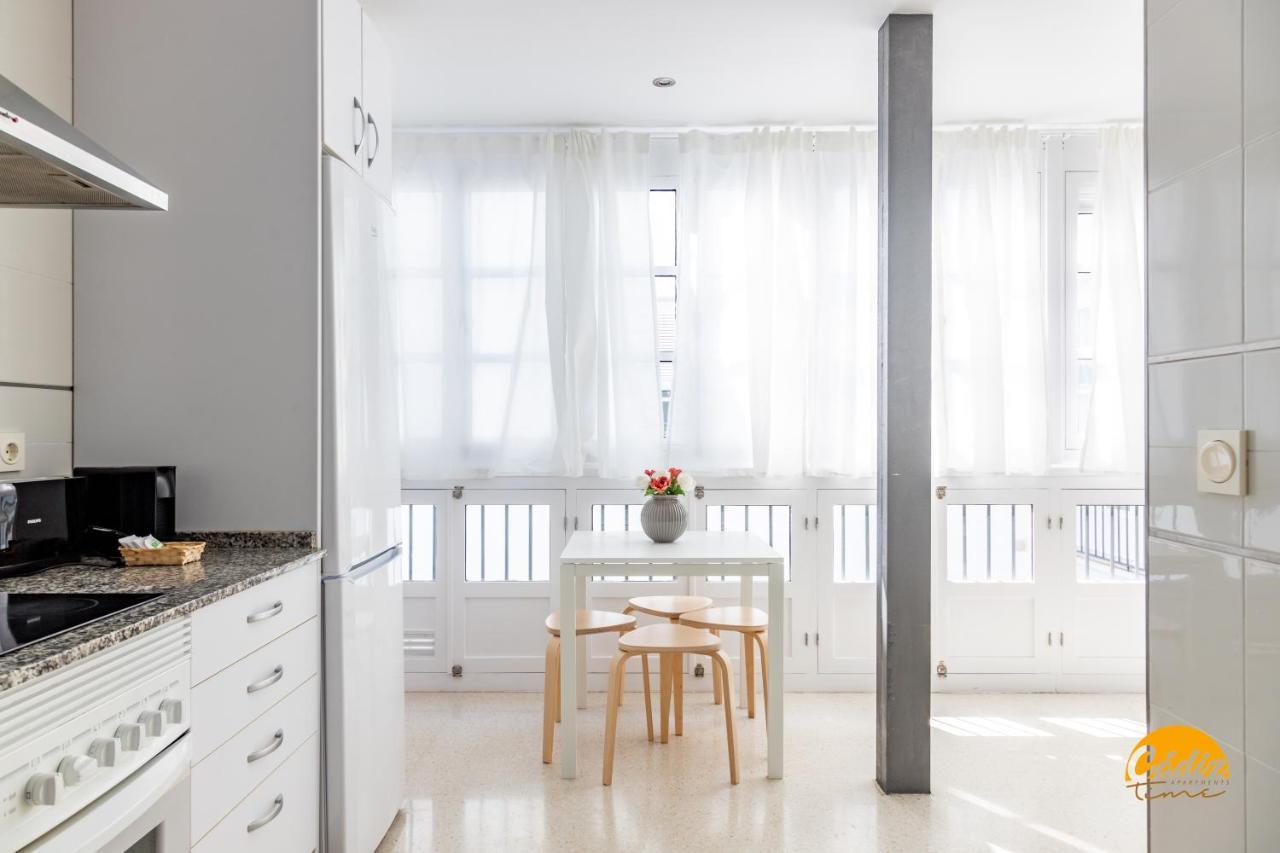 Green Home By Cadiz Time ภายนอก รูปภาพ